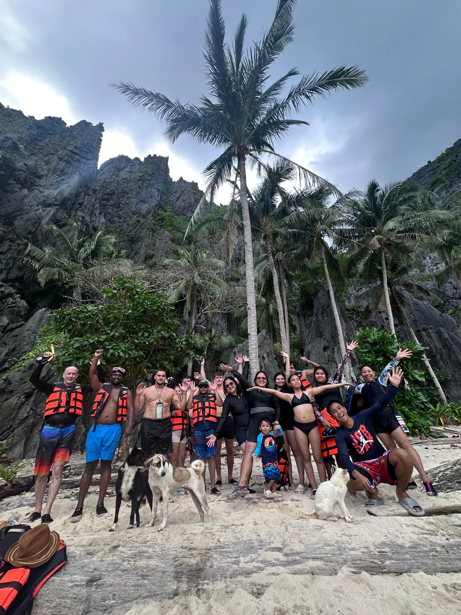 Expedition:3Days 2night Island Hopping from Coron to El-Nido
