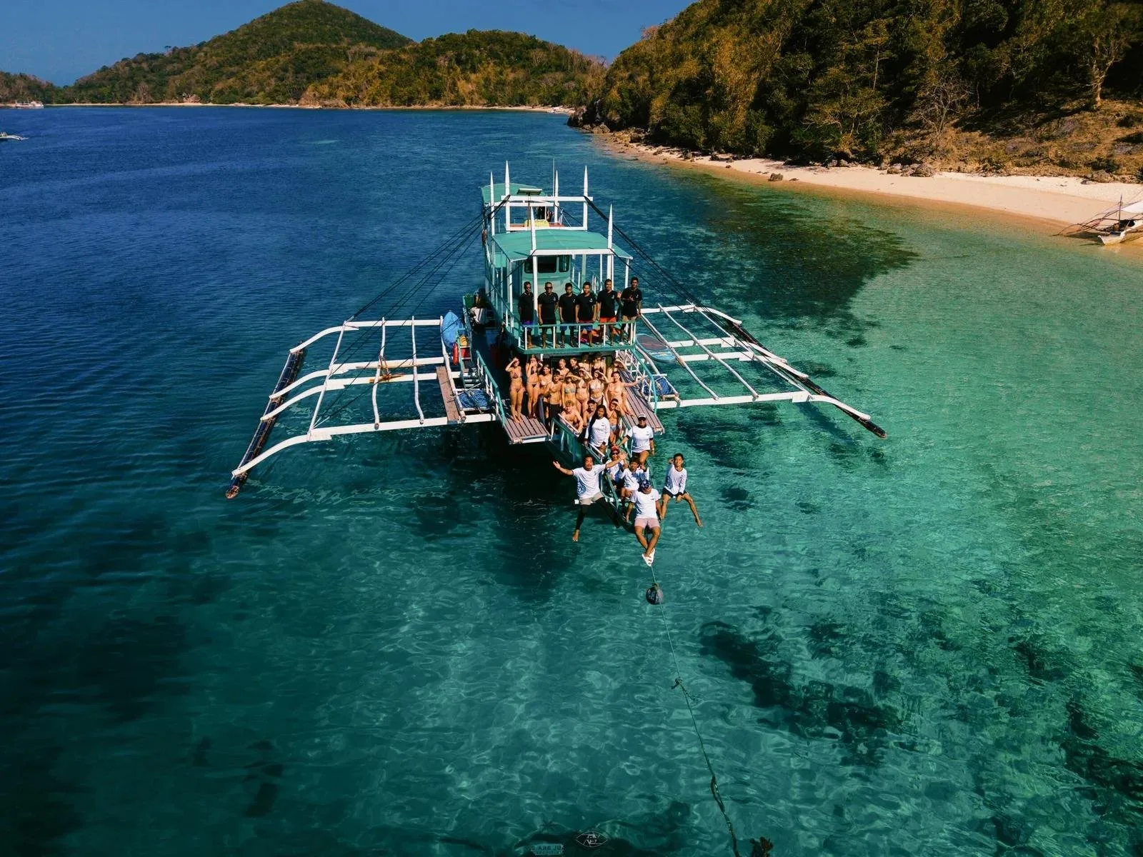 El Nido to Coron: 3 Day and 2 Night Island Escape Expedition